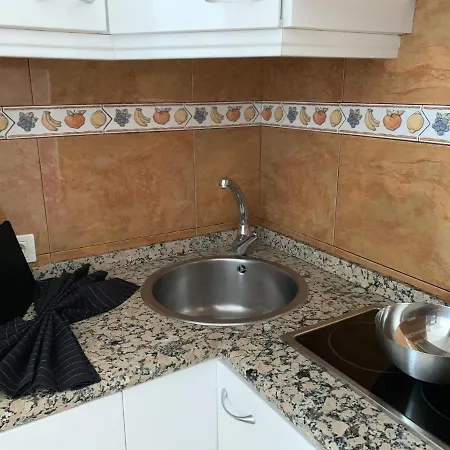 Welcome To Paradise Apartament